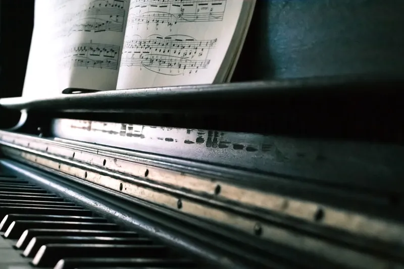 Top 10 Spiritual Hymns Every Christian Should Know